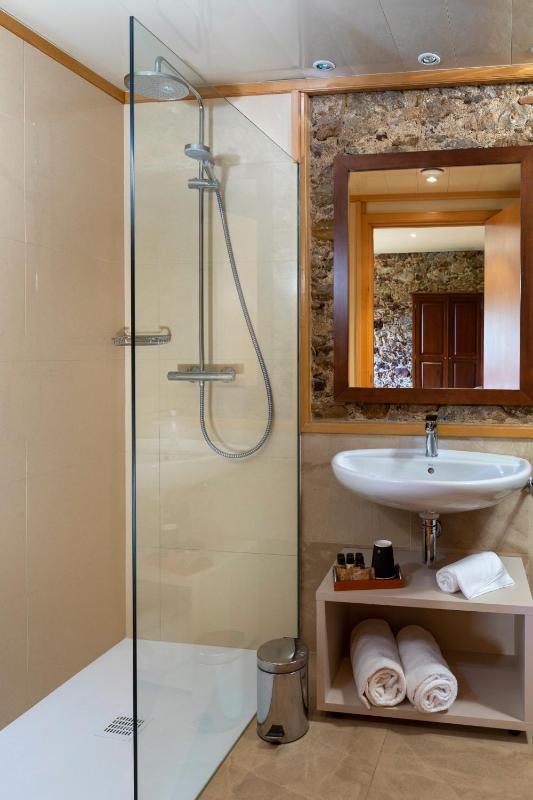 Superior Double or Twin Room image 3