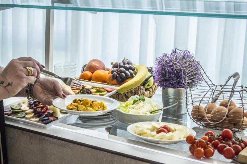 Double or Twin Room image 1