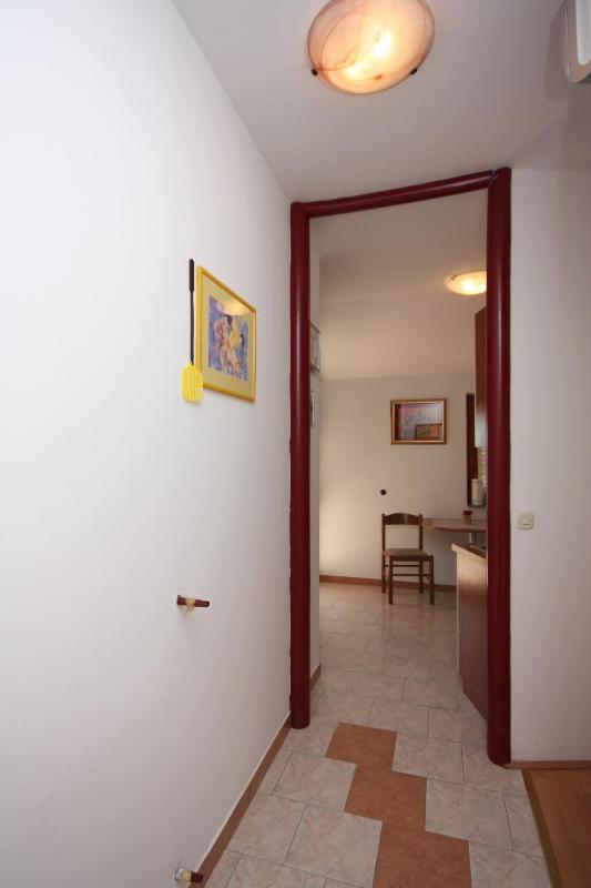 One-Bedroom Apartment with Terrace and Sea View image 2