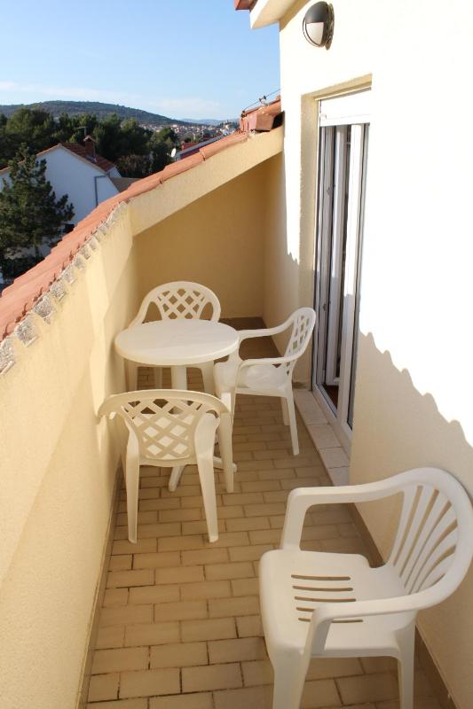 Two-Bedroom Apartment with Terrace and Sea View image 4