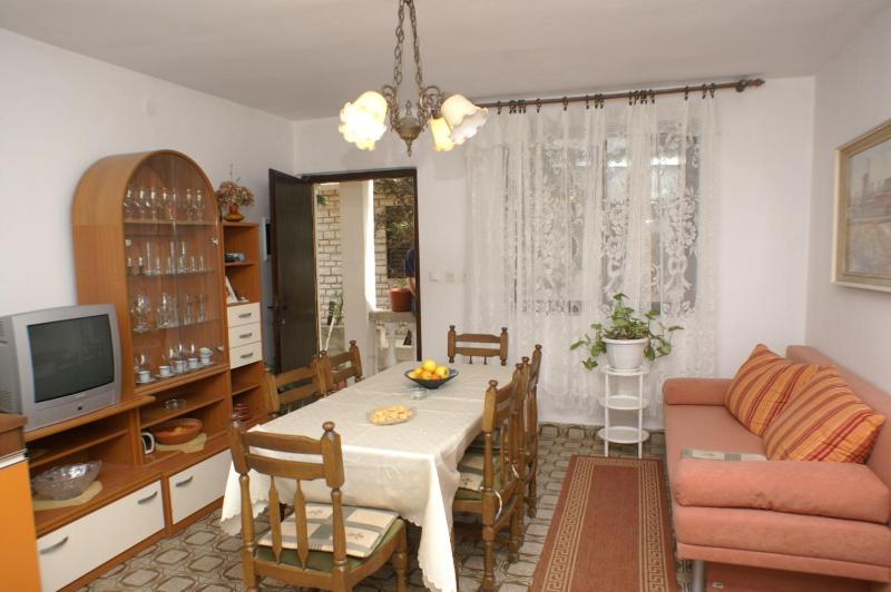 Two-Bedroom Apartment with Terrace and Sea View image 4