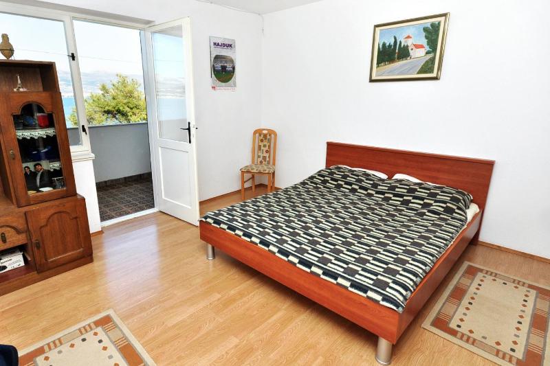 Two-Bedroom Apartment with Terrace and Sea View image 1
