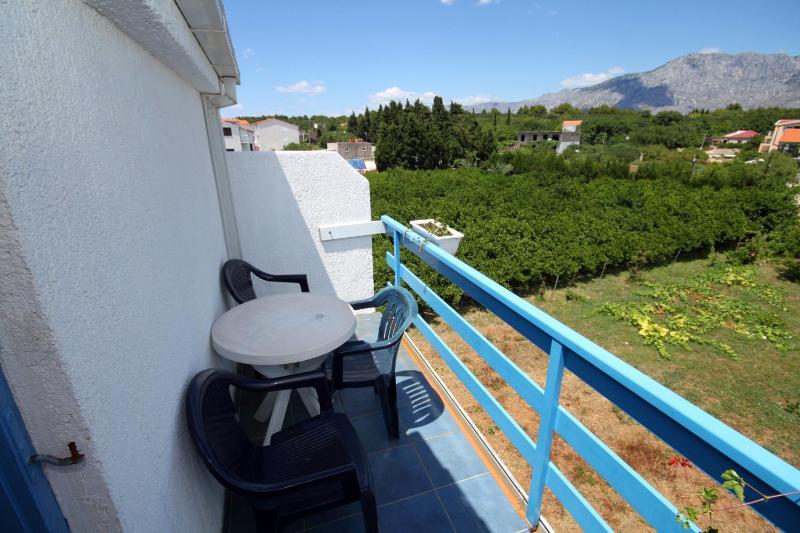 Studio with Balcony and Sea View image 3