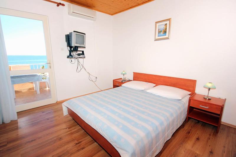 Studio with Terrace and Sea View image 1