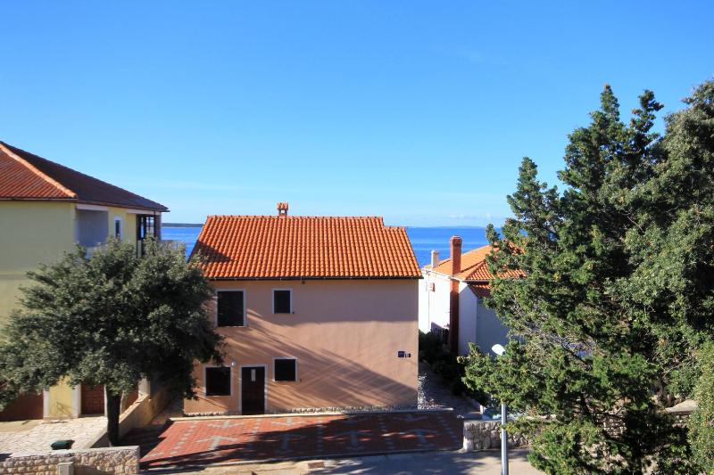 Double Room with Terrace and Sea View   image 2