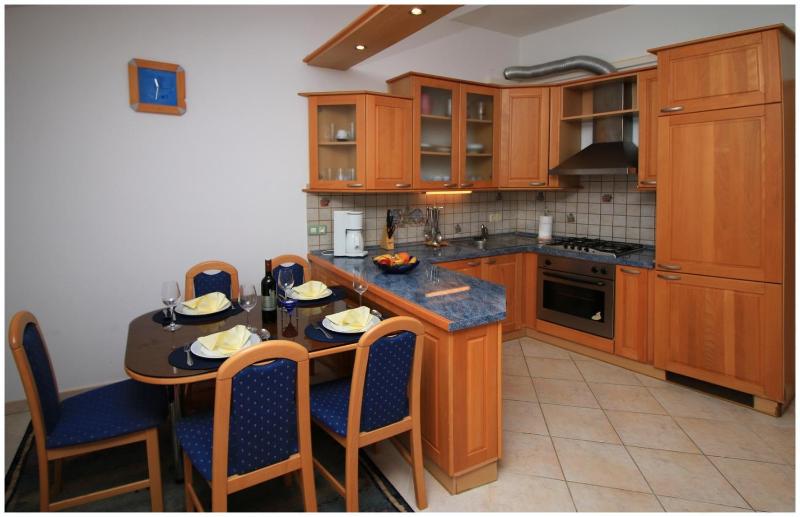 Apartments by the sea Rogoznica - 1089 - image 35