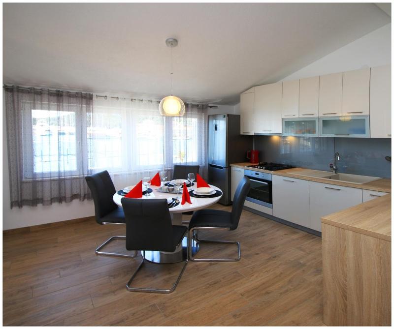 Apartments by the sea Rogoznica - 1089 - image 17