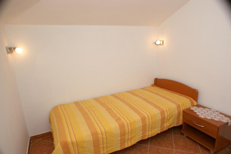 Apartments by the sea Supetar Brac - 4274 - image 16