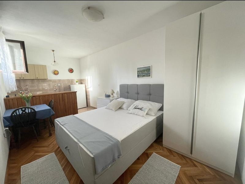 Apartments by the sea Stara Novalja Pag - 4144 - image 18