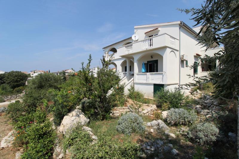 Apartments by the sea Mandre Pag - 4084 - image 36