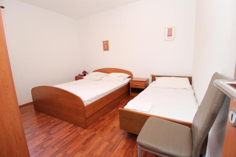 Apartments by the sea Mandre Pag - 4084 - image 41