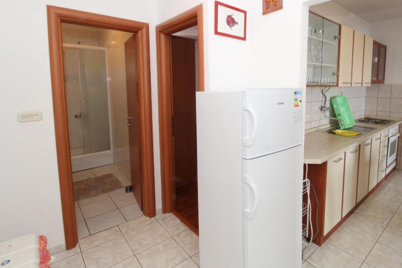 Apartments by the sea Mandre Pag - 4084 - image 35