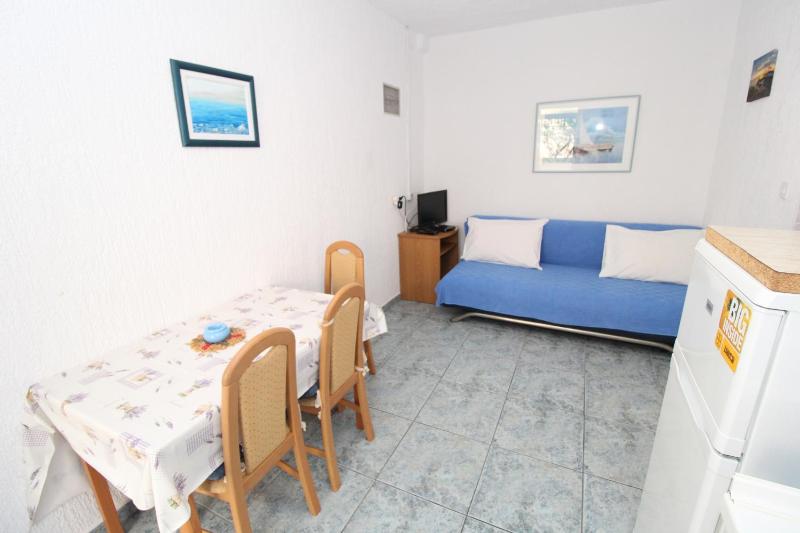 Apartments by the sea Mandre Pag - 4084 - image 26