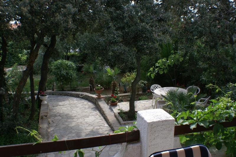 One-Bedroom Apartment with Terrace image 3