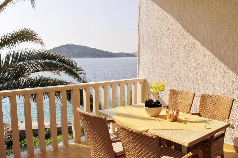 Apartments by the sea Razanj Rogoznica - 4253 - image 5