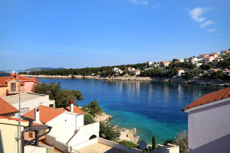 Two-Bedroom Apartment with Terrace and Sea View image 2