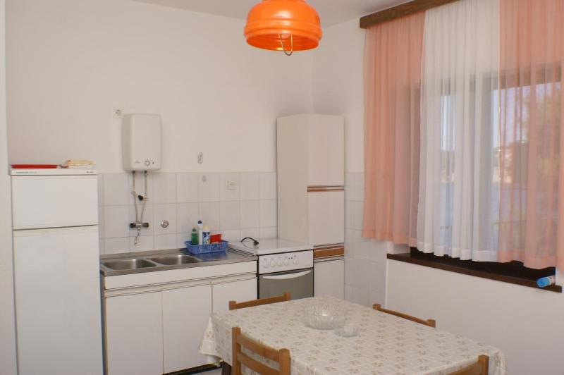 Apartments by the sea Bilo Primosten - 4189 - image 42
