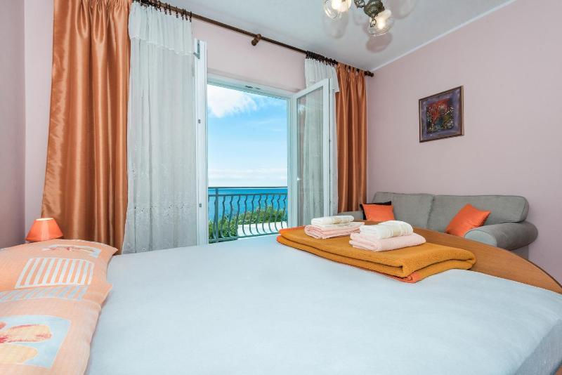 Two-Bedroom Apartment with Terrace and Sea View image 1