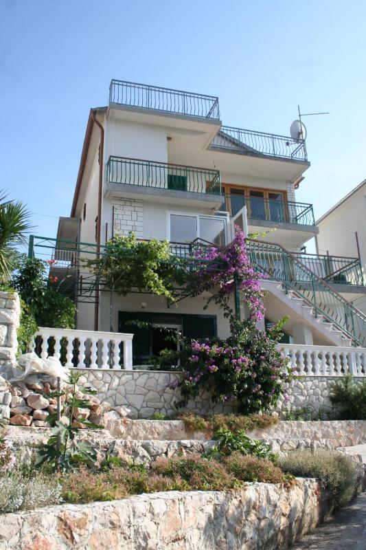 Apartments by the sea Bilo Primosten - 4168 - image 37