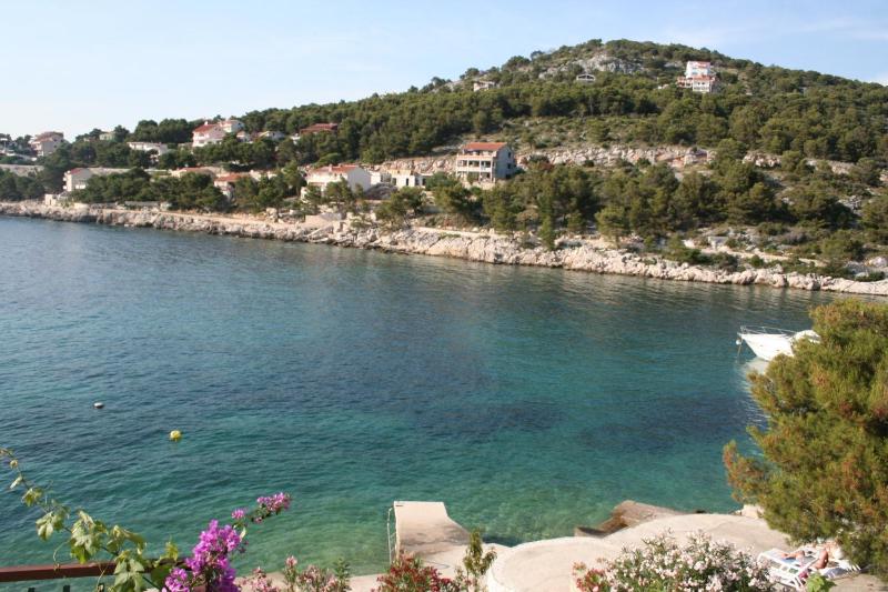 Apartments by the sea Bilo Primosten - 4168 - image 29