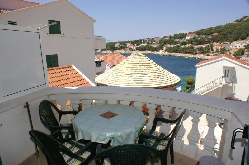 Apartments by the sea Bilo Primosten - 4202 - image 48