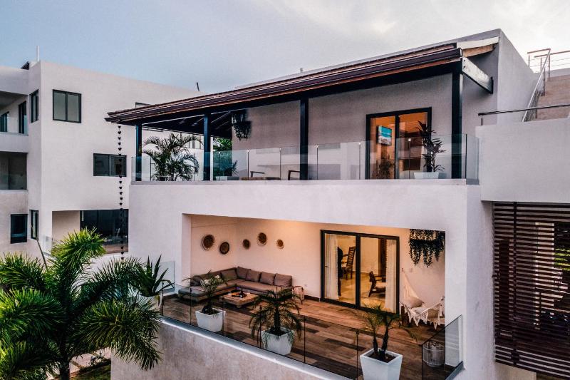 New Beachfront Penthouse Punta Popy Images