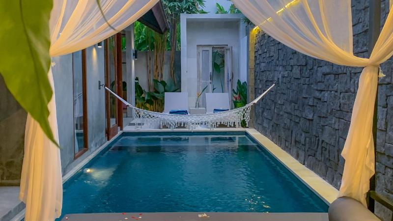 Vinna Villa Seminyak Romantic Private Pool Villa - image 2