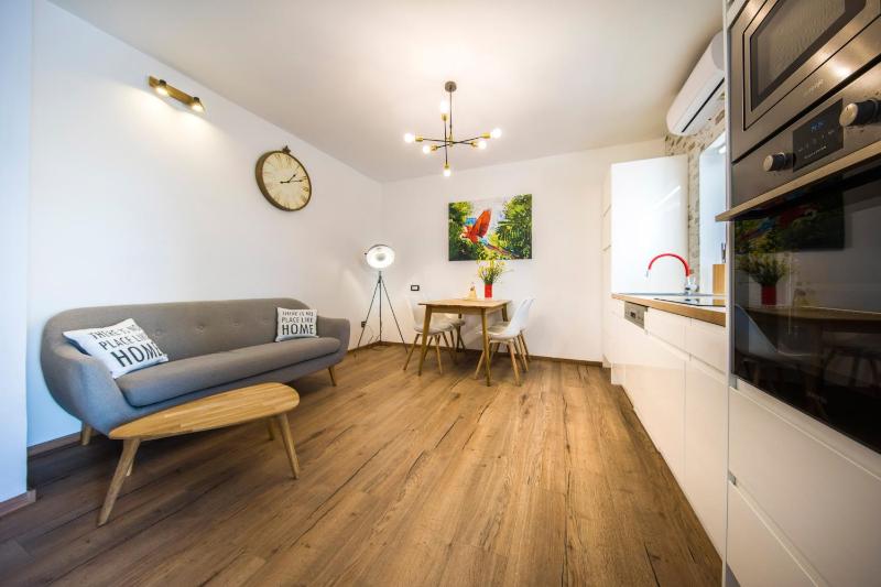Two-Bedroom Apartment with Terrace and Sea View image 2