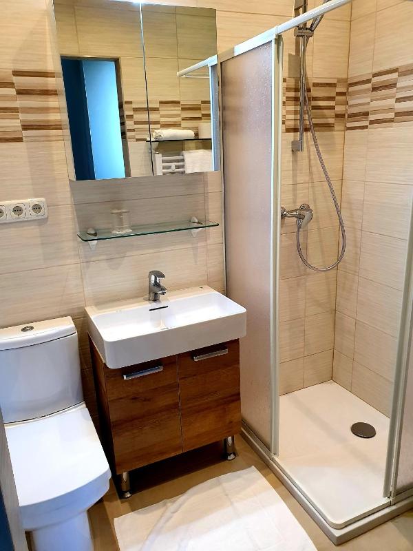 Single Room with Garden View image 3