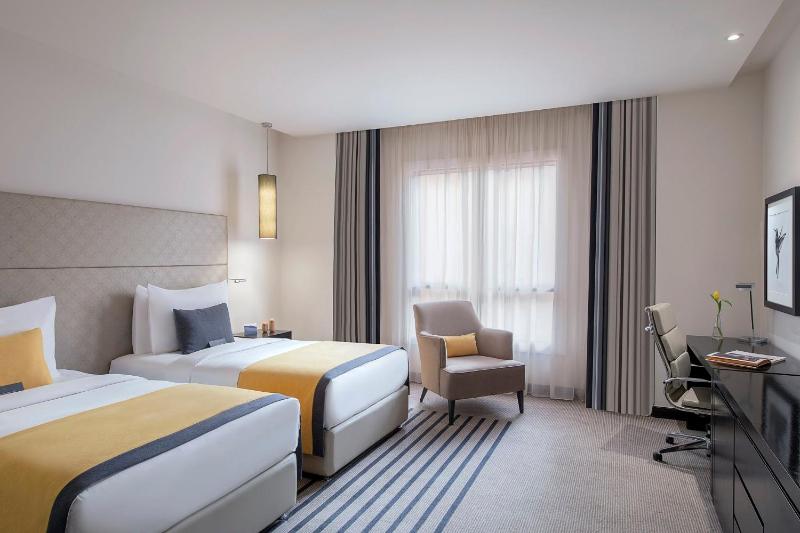 Deluxe Two Beds - Non-Smoking