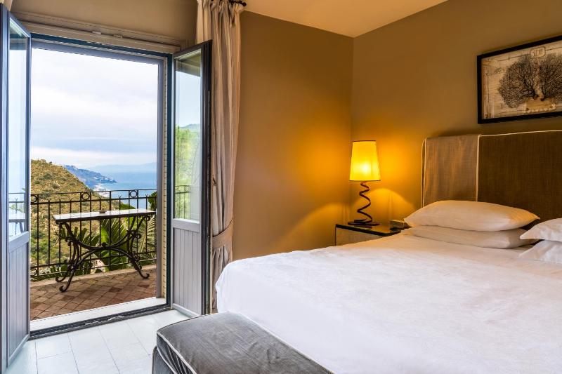 Luxury Suite with Sea View- Separate Building image 2