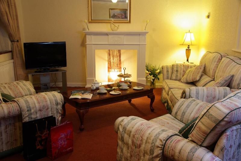 Two-Bedroom Apartment image 4