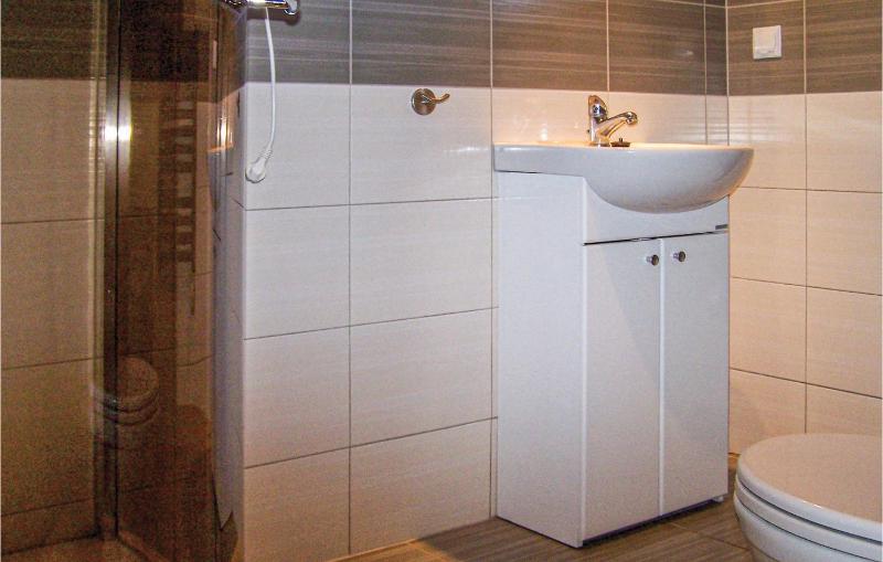 Two-Bedroom Holiday Home image 4