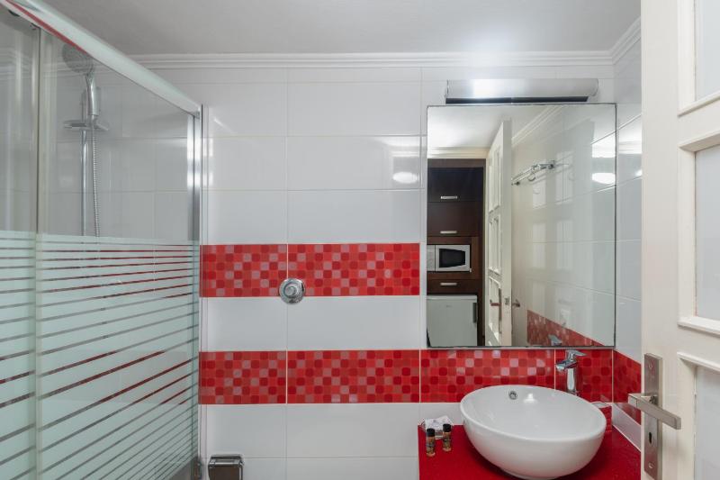 Apartment with Sea View image 2