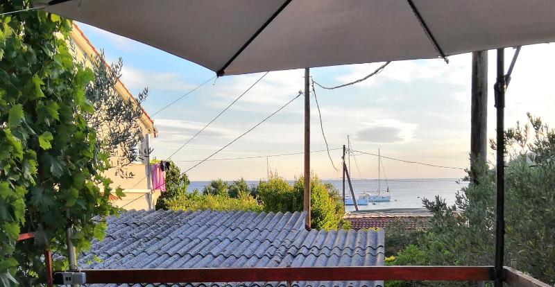 One-Bedroom Apartment with Terrace and Sea View image 2