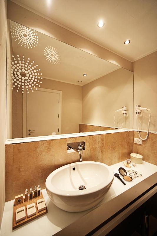Oxygen Lifestyle Hotel - image 24