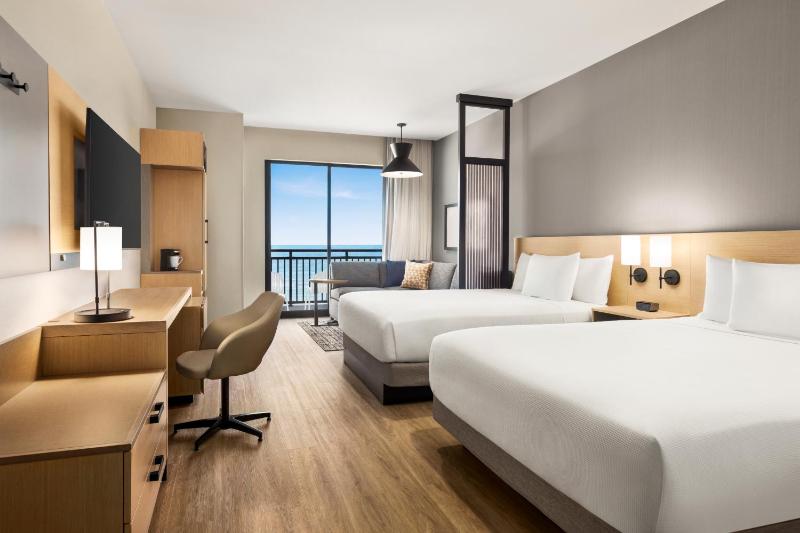 Oceanfront Queen Room with Two Queen Beds image 4