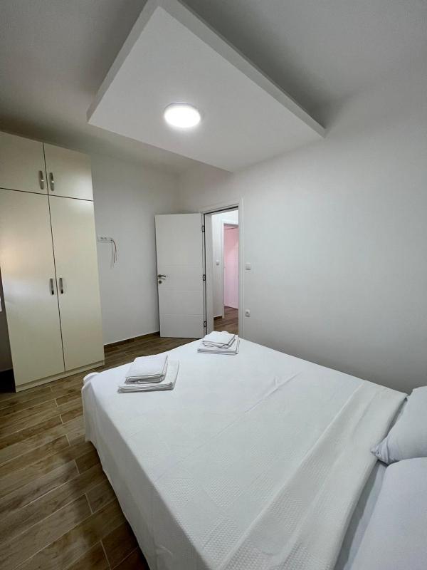 Apartment with Terrace image 4