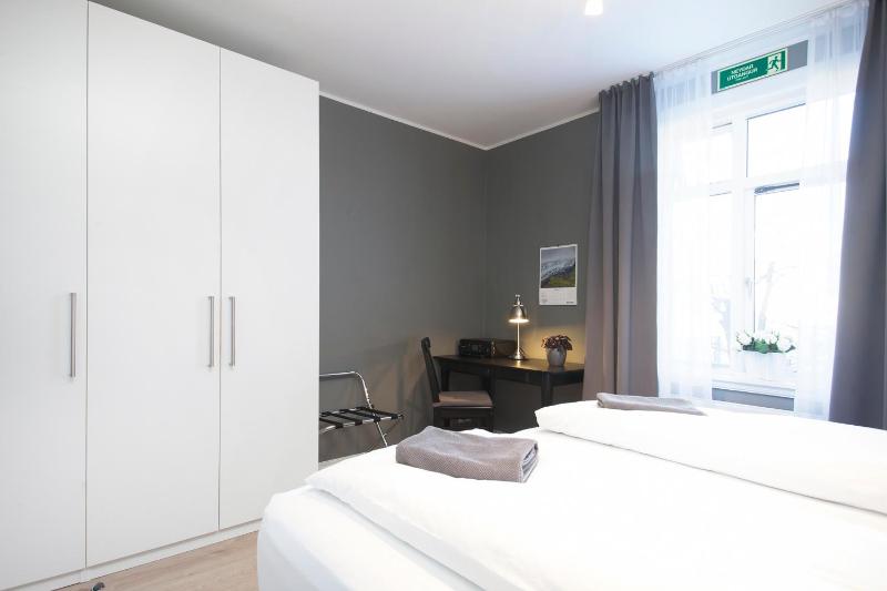 Mid-Century Modern Styled Apartment - image 12
