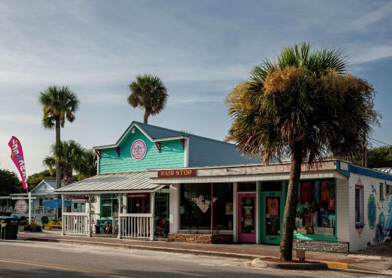 Best Western New Smyrna Beach Hotel and Suites - image 4