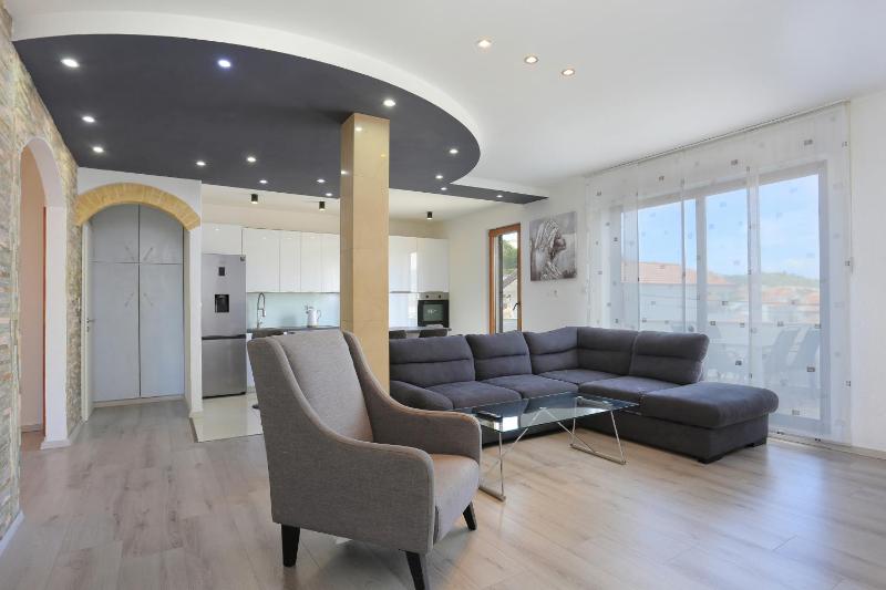 Two-Bedroom Apartment with Terrace and Sea View image 1