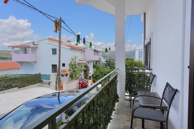 Two-Bedroom Apartment with Terrace and Sea View image 3
