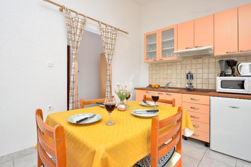 Family-friendly apartments with swimming pool Drage Biograd - 5904 - image 16