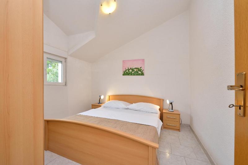 Family-friendly apartments with swimming pool Drage Biograd - 5904 - image 9