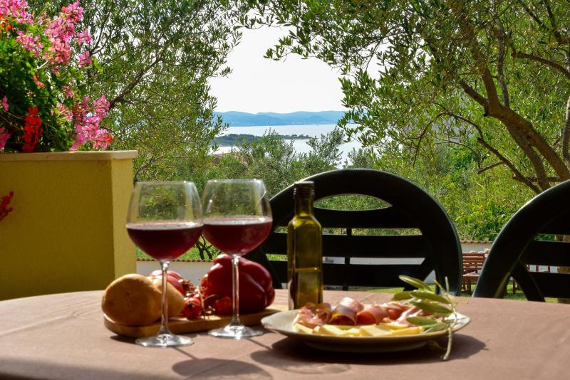 Family-friendly apartments with swimming pool Drage Biograd - 5904 - image 15