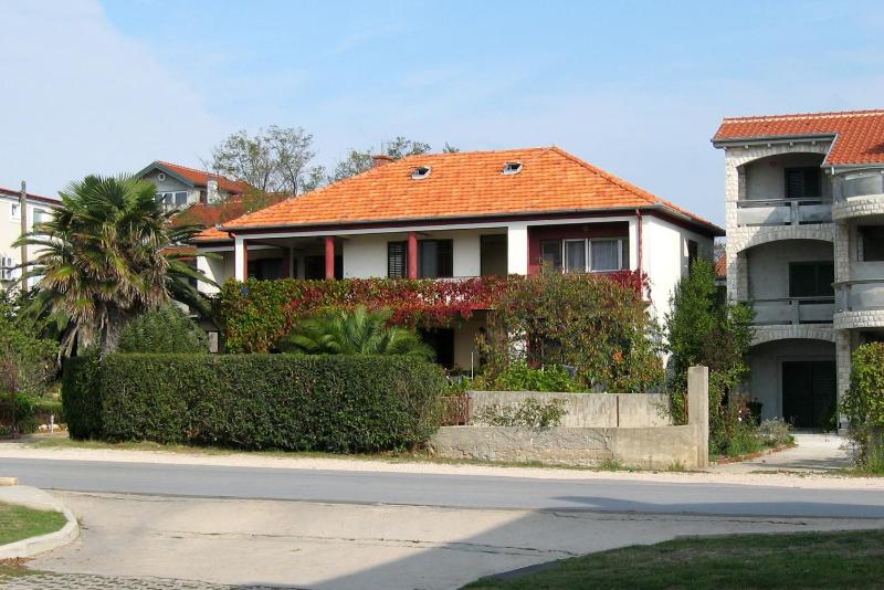 Apartments by the sea Privlaka Zadar - 5813 - image 18