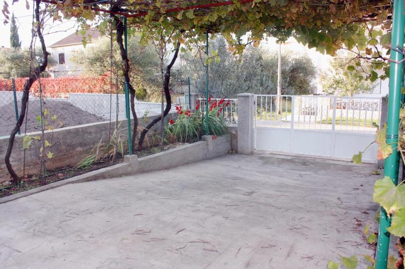 Apartments with parking space Biograd na Moru Biograd - 5833 - image 11