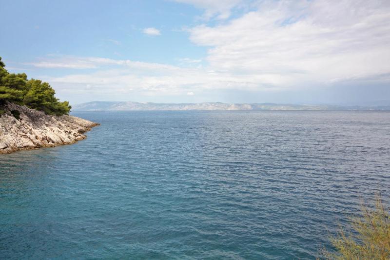Two-Bedroom Apartment with Terrace and Sea View image 3
