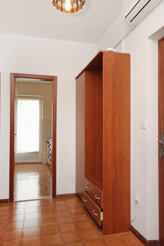 Apartments with parking space Supetar Brac - 5676 - image 16