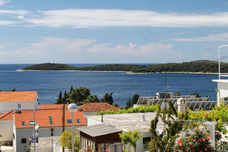 Apartments with a parking space Hvar - 5719 - image 42